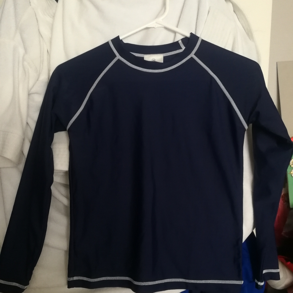 Hannah Andersson Navy blue active wear shirt